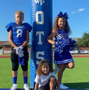 Meet your Posher, Christopher